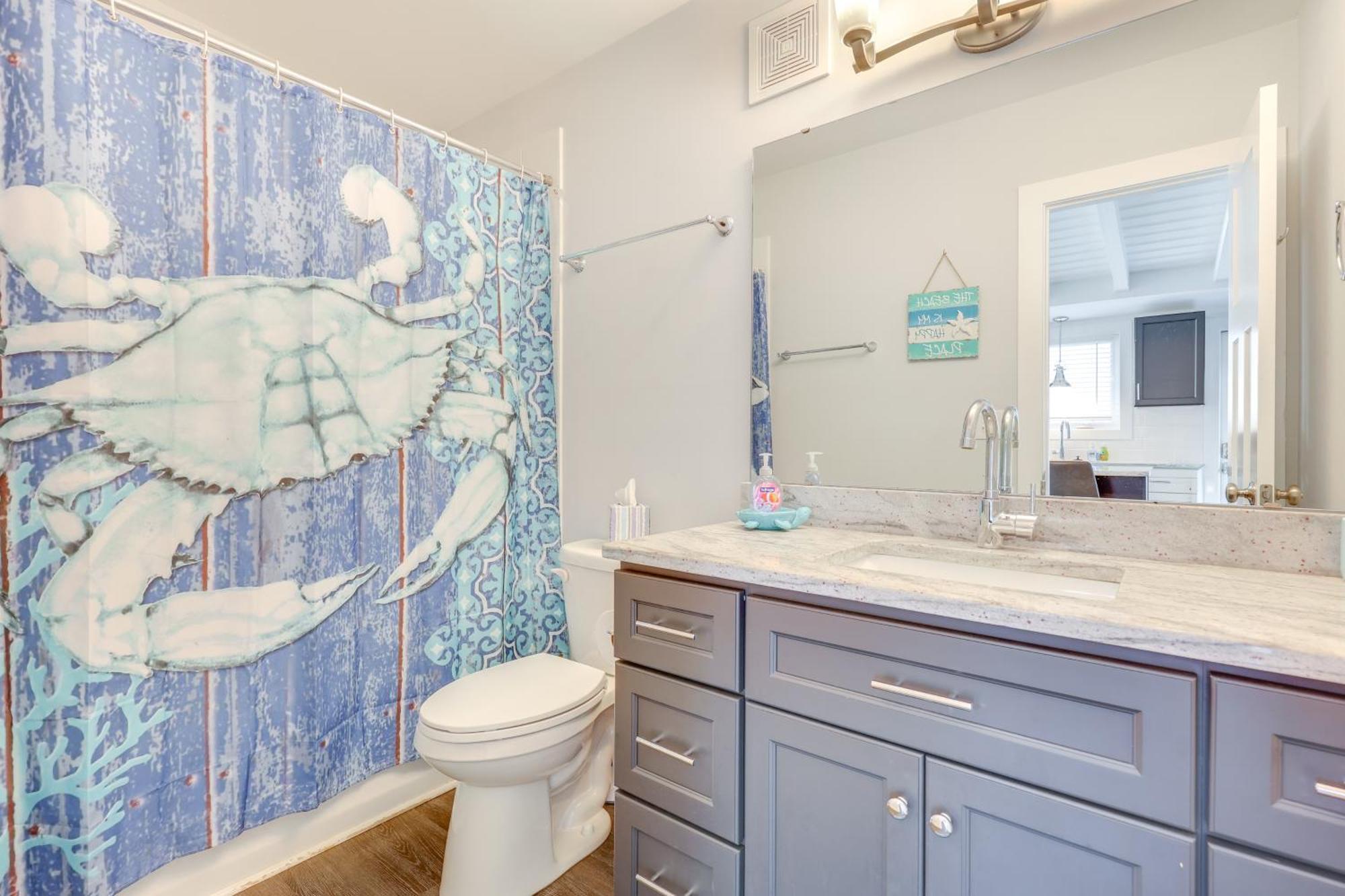 Modern Oak Island Escape 1 Mile To Long Beach! Extérieur photo