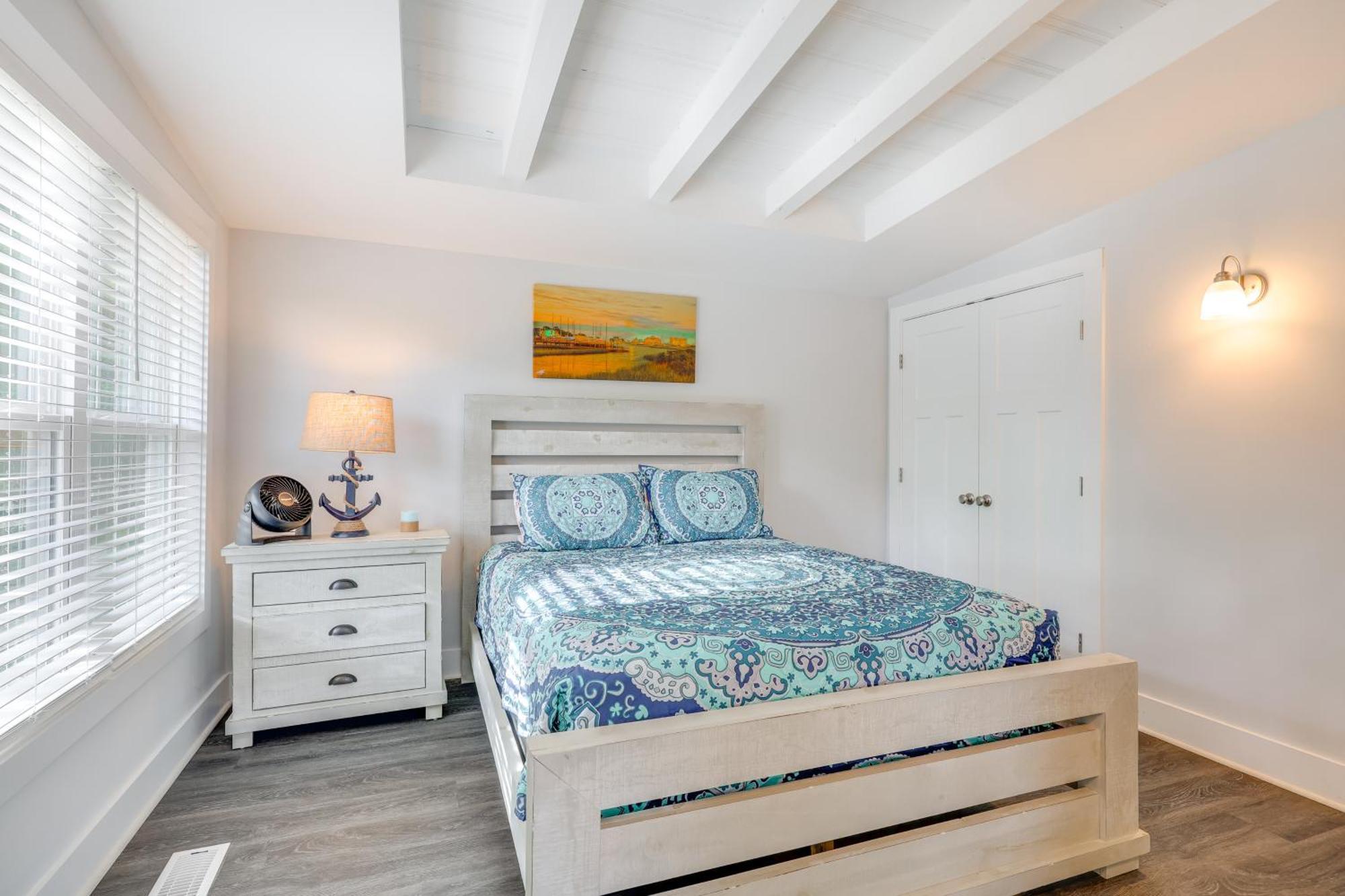 Modern Oak Island Escape 1 Mile To Long Beach! Extérieur photo