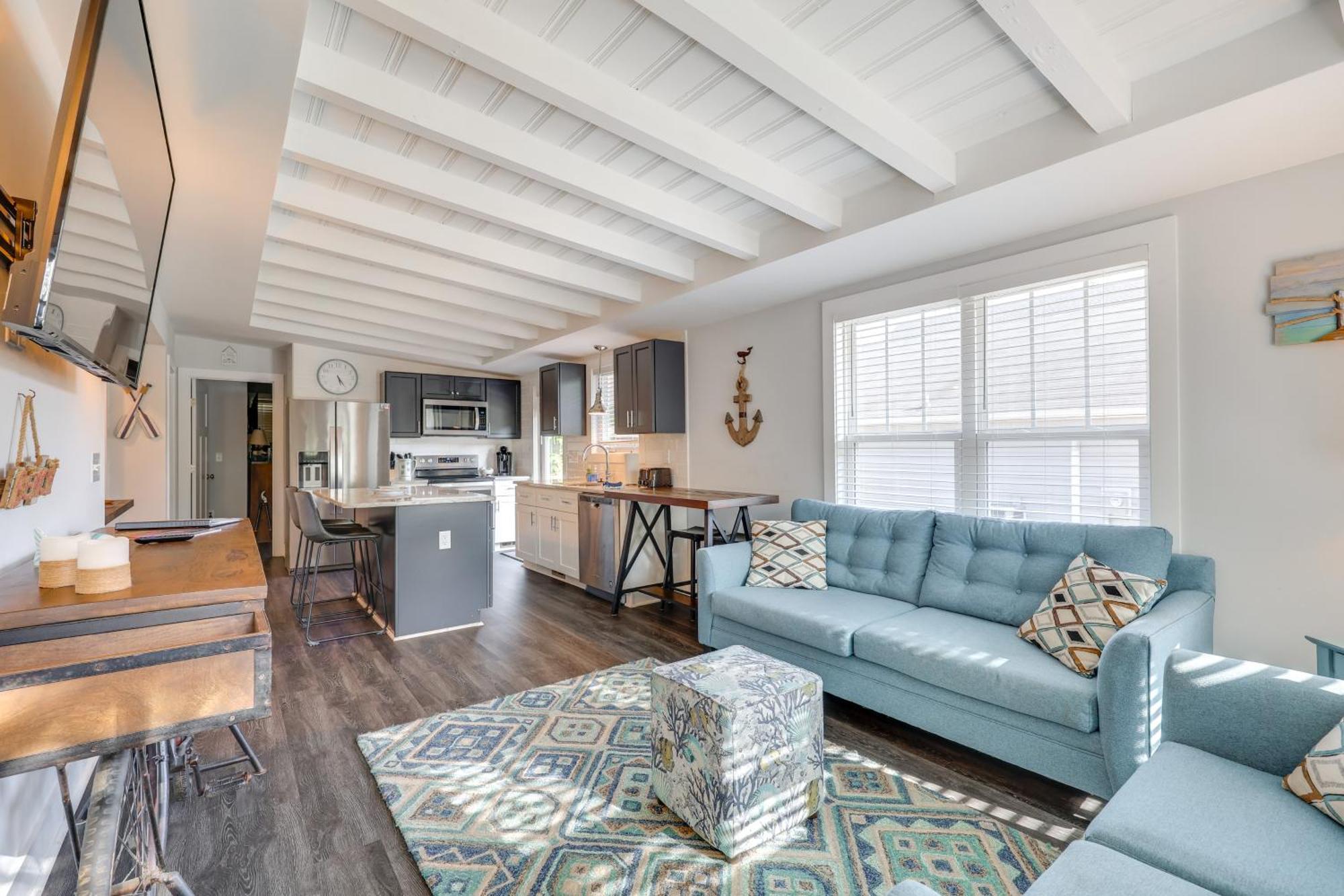 Modern Oak Island Escape 1 Mile To Long Beach! Extérieur photo