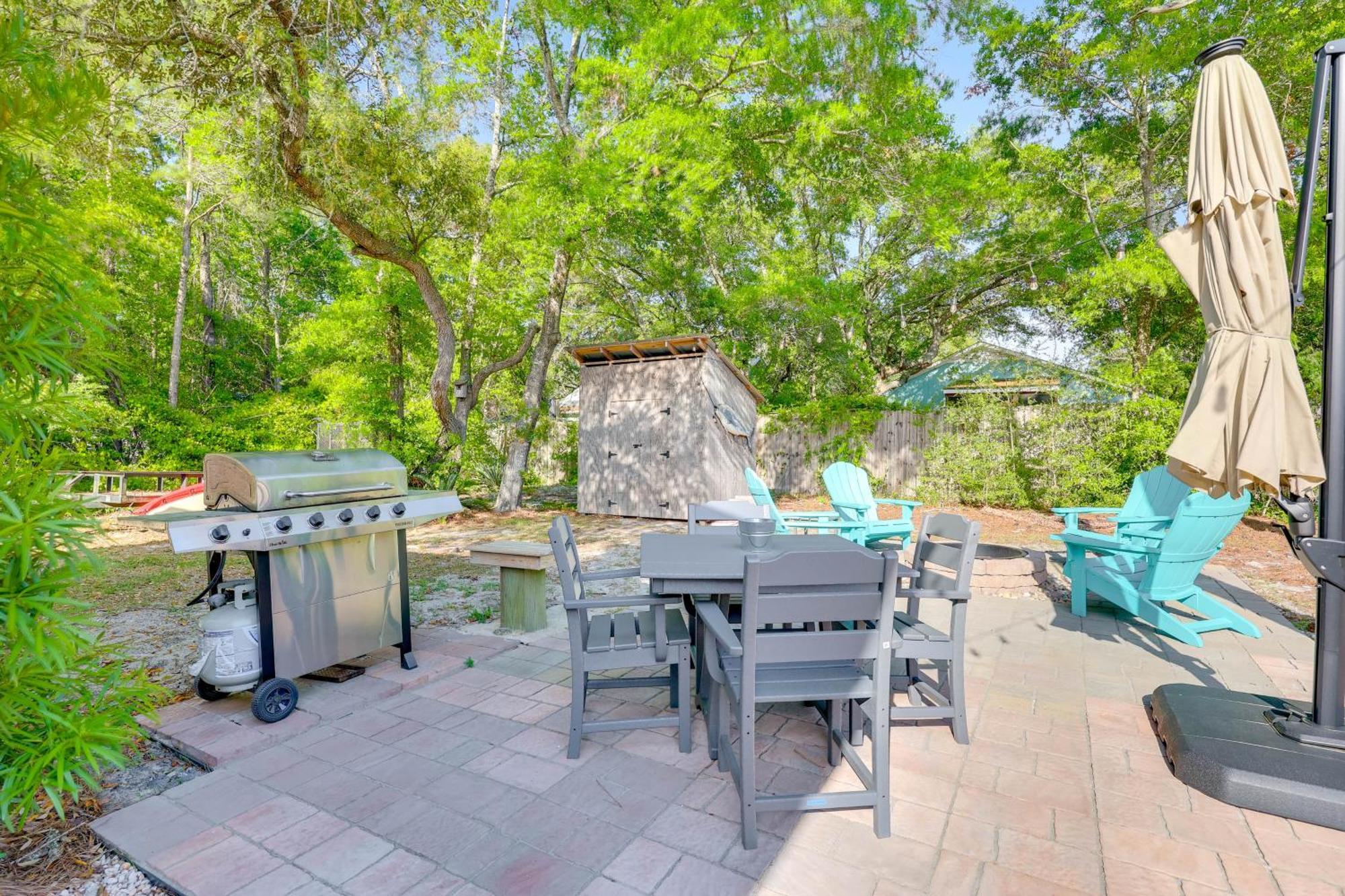 Modern Oak Island Escape 1 Mile To Long Beach! Extérieur photo